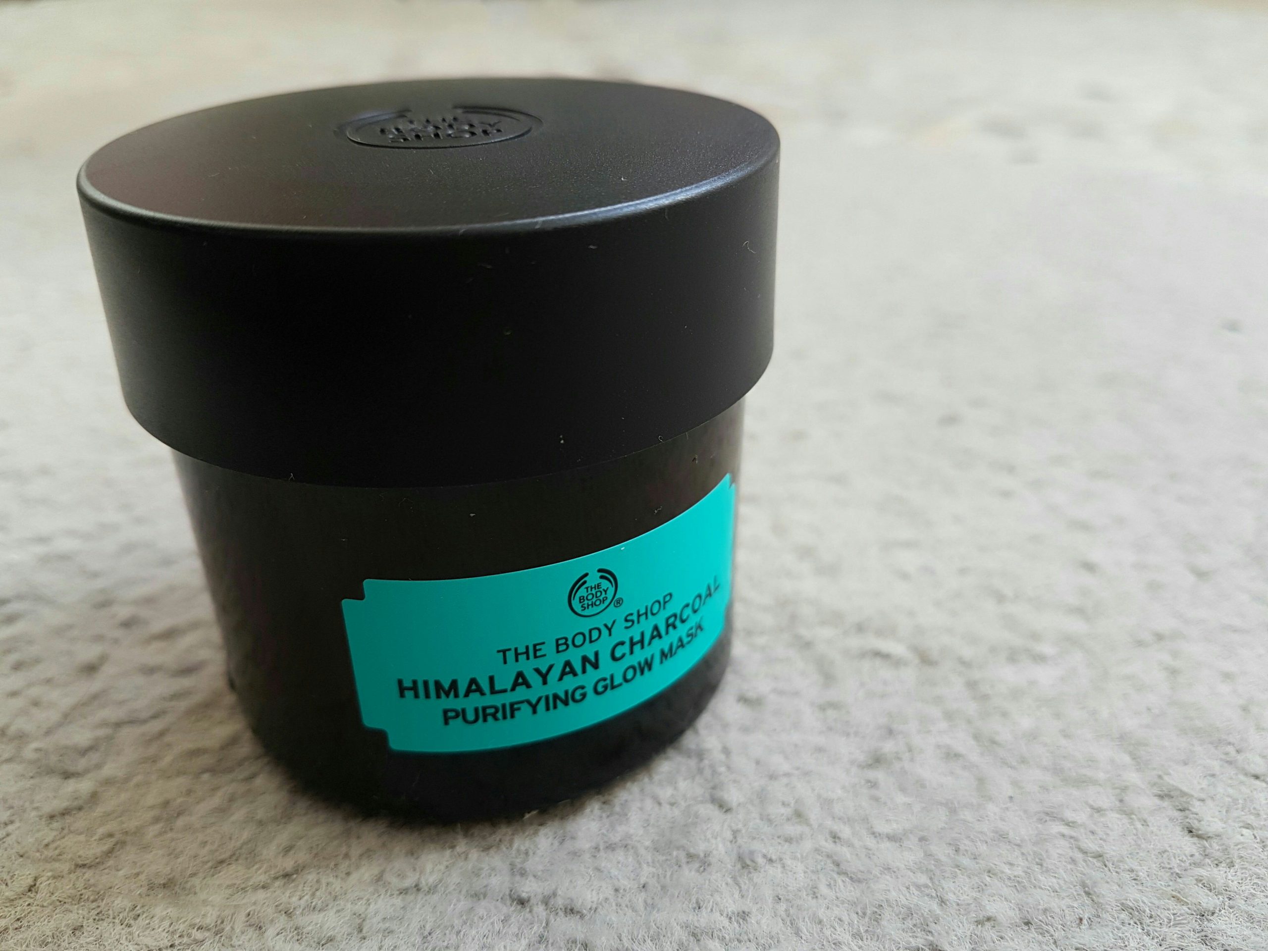 The Body Shop – Himalayan Charcoal Purifying Glow Mask, review